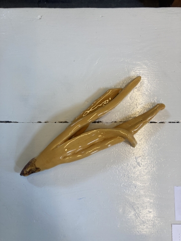 Verschiedene Kunstobjekte aus der Abschlussausstellung der Kunsttherapie Juni 2026.