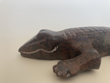 Verschiedene Kunstobjekte aus der Abschlussausstellung der Kunsttherapie Juni 2026.