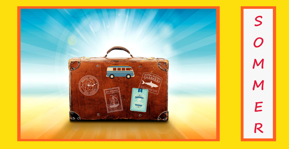 Reisekoffer auf gelben Hintergrund und das Wort Sommer