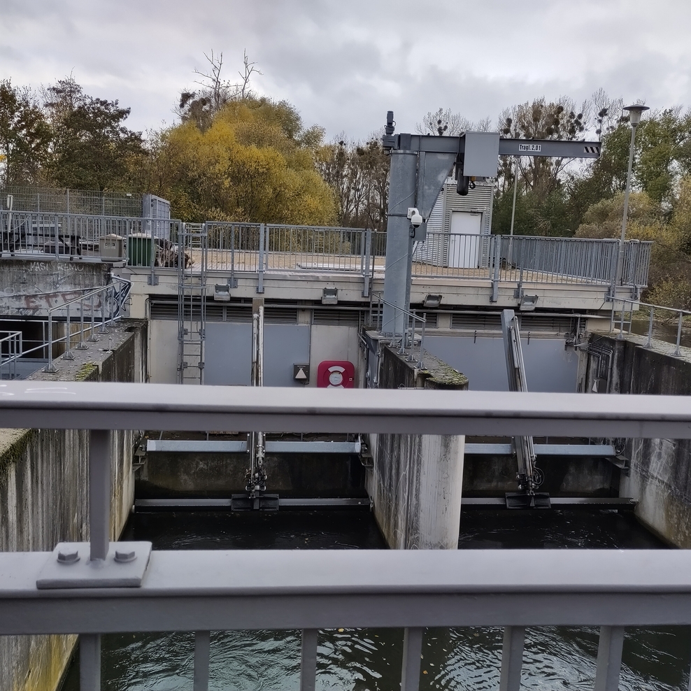 Man sieht die Anlage des Wasserwerks.