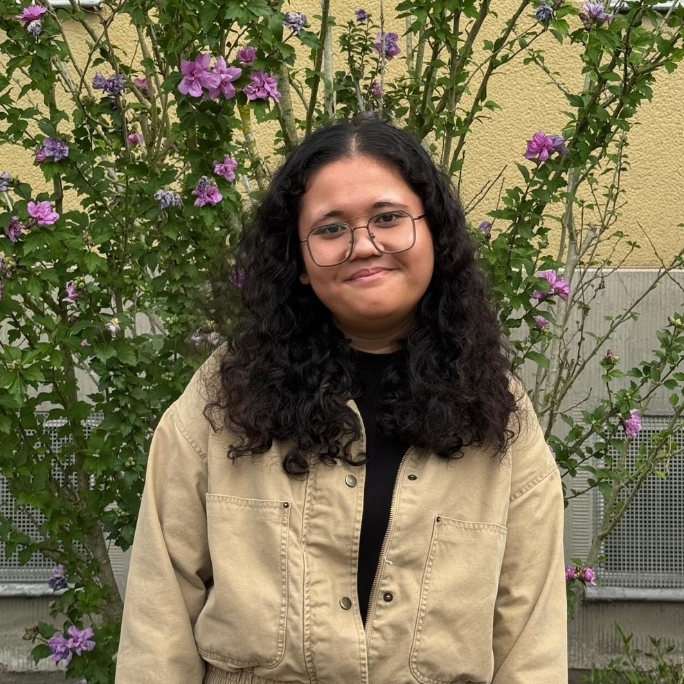 Caroline 24 Jahre aus Indonesien